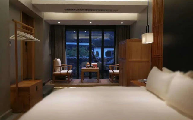 Taimuting Hotel