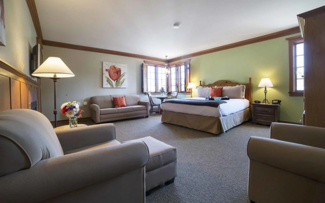 The La Conner Inn