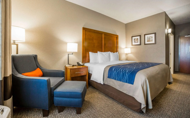 Comfort Inn & Suites