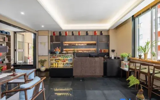 Yihu Xiyue Hotel