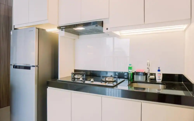 Spacious And Warm 2Br At Ciputra World 2 Apartment