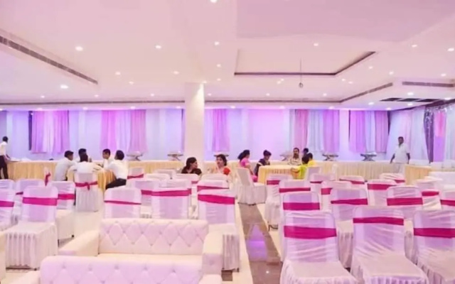 Banaras Hotel LLP