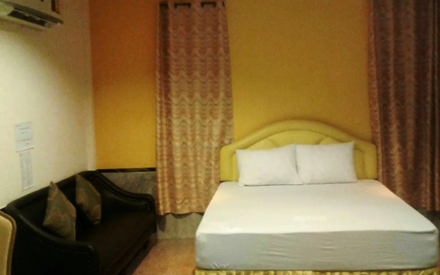 Phaetra Resort