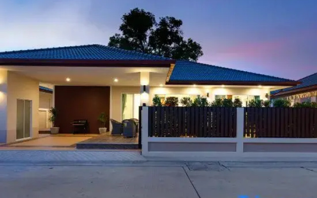 Luxury Pool Villa A18/3BR/8 Persons/BBQ