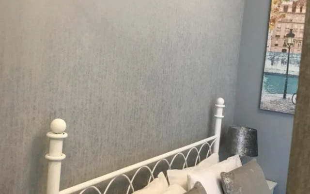 No 11B Boutique Rooms