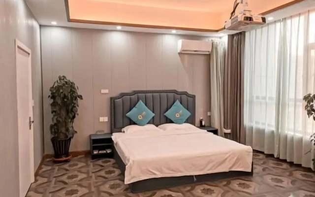 Qianbaihe Hostel