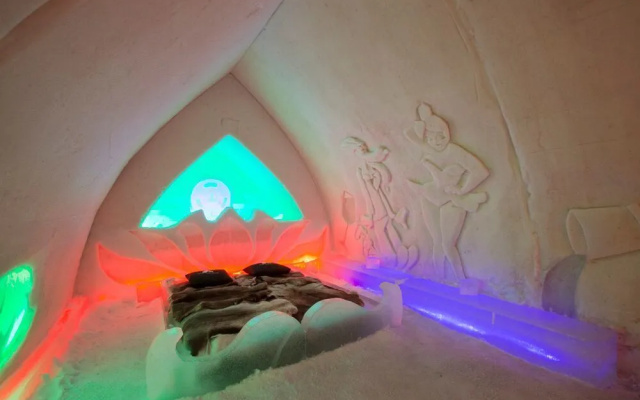 Arctic SnowHotel & Glass Igloos