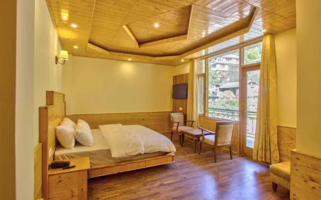 Golden Peak Manali