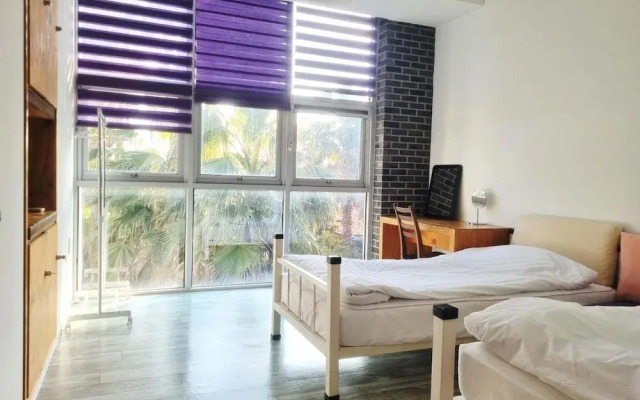 Seogwipo Nupbillehouse