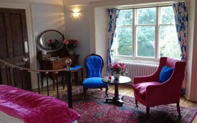 Redlynch Lodge