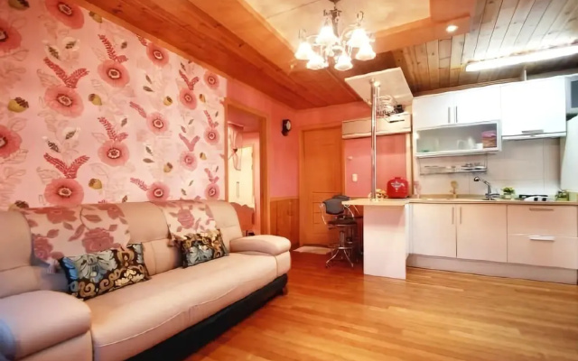 Taean Navy Blue Pension