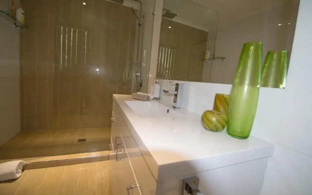 Gold Coast B n B