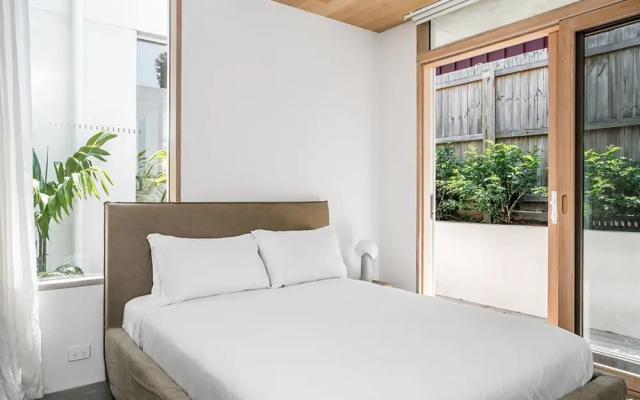 Your Luxury Escape - Driftwood Three