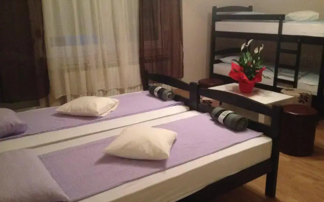 Hostel Art Gradiska