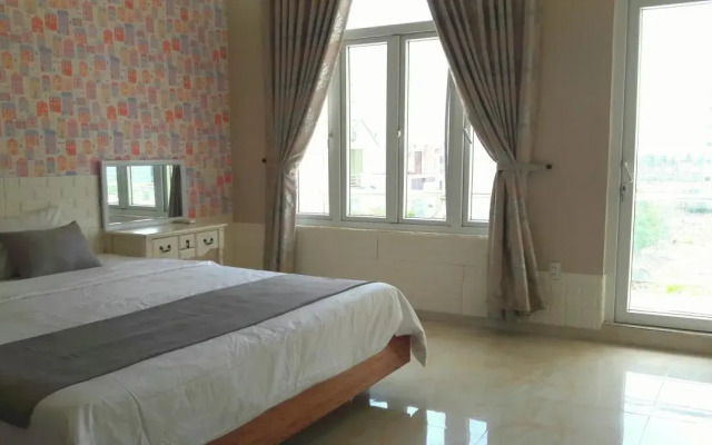 Sandy Home