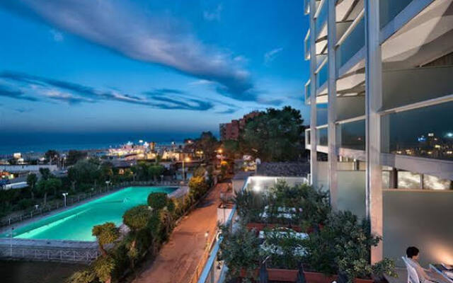 Отель Waldorf Suite Hotel Италия, Римини - отзывы, цены и фото номеров - забронировать отель Waldorf Suite Hotel онлайн вид на фасад