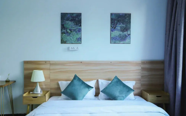 Bamboo House Hotel