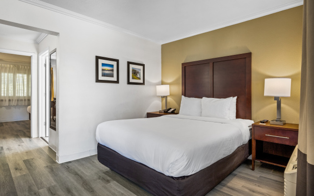 Comfort Inn Santa Cruz North
