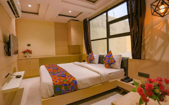 Fabhotel Sun Park