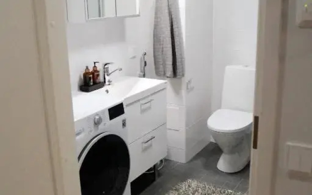Studio in Trendy Kakola Hill area close to city center