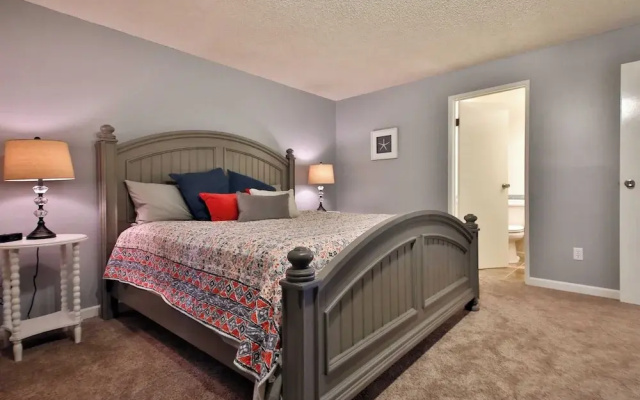 Beachfront Condo - Mutiny Bay by Avantstay Views