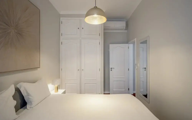 Bairro Alto Elegant by Homing