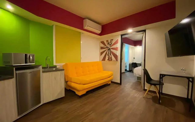 Hotel Estancias VIVE MX Cuauhtemoc, Trademark by Wyndham