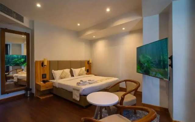 Emerald Hotel