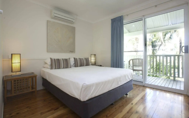 Coral Sea Villas