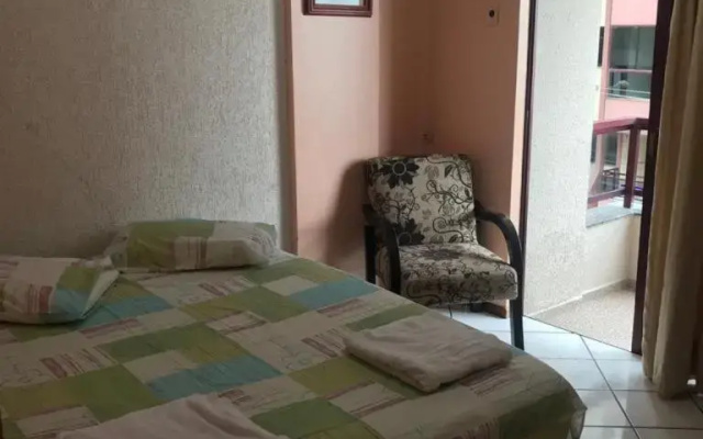 Apartamento Meia Praia Lateral Mar (Wi-Fi e Ar-condicionado)