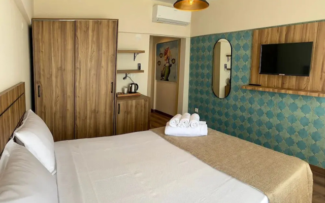 V Beach Hotel