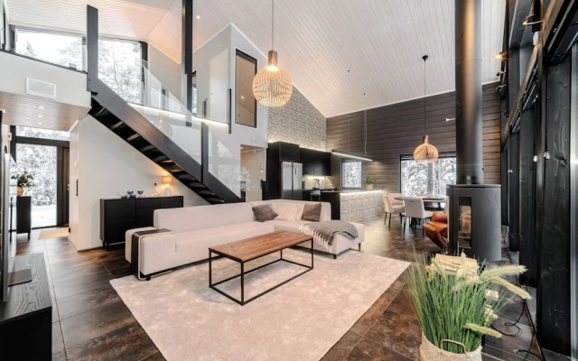 Villa Ailo - Quality Villa with Sauna & Jacuzzi