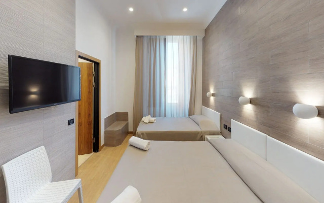 Отель Aurum Firenze