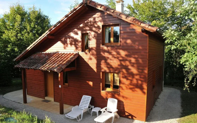 Cozy Chalet in the Woods of the Beautiful Dordogne