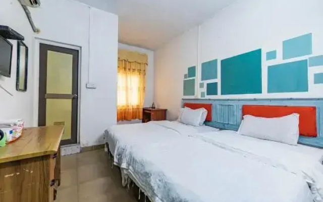 Classmate Hostel