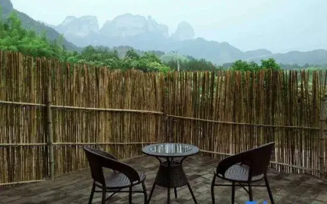 Xiposhan Guesthouse