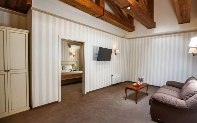 Premier Geneva Hotel