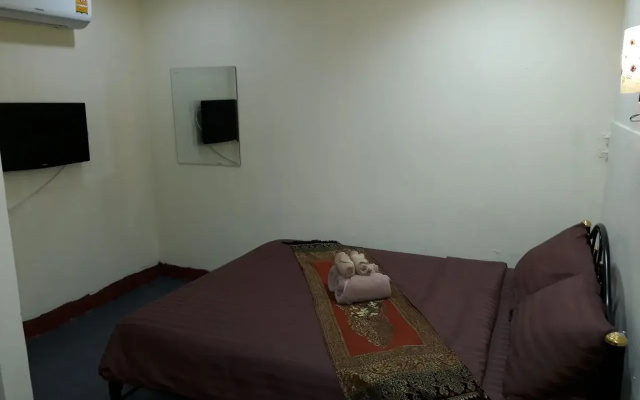 CV25 Guesthouse