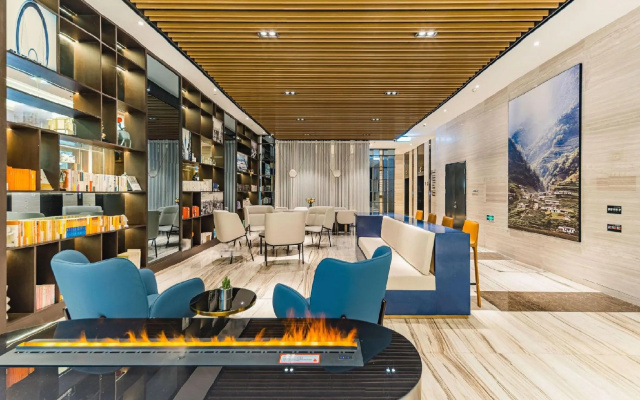 Atour Hotel, Golden Eagle Plaza, Xianlin center, Nanjing