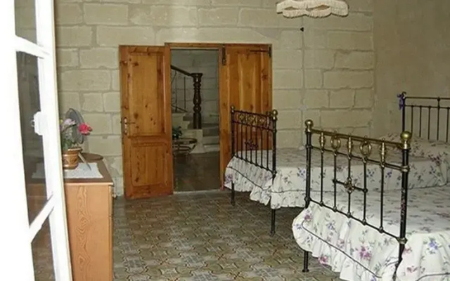 Dar ta Tumas