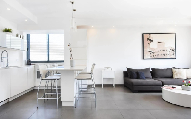 Beautiful 3BR Penthouse in Brenner 1 by HolyGuest