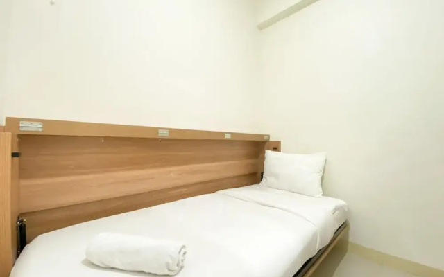 Comfort And Strategic 2Br At Green Pramuka City Apartment