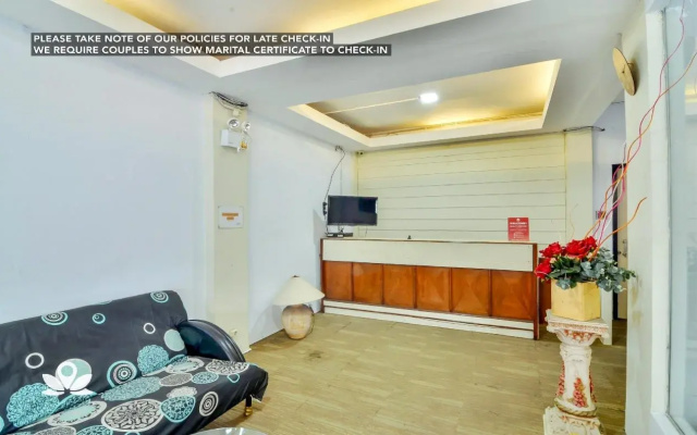 ZEN Rooms near Mercubuana Syariah