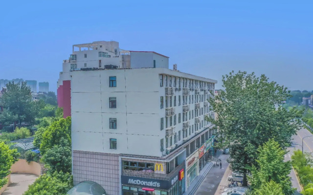 Xinghe Hotel (Langfang Exhibition Center New Century Middle School)