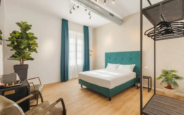 Adelante Rooms