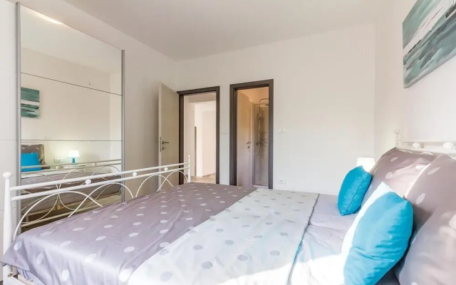 Beautiful Home in Cetinici With Wifi and 3 Bedrooms