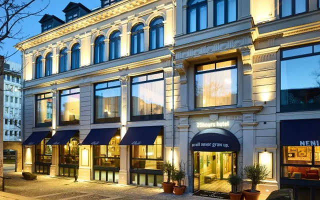 hotelImage