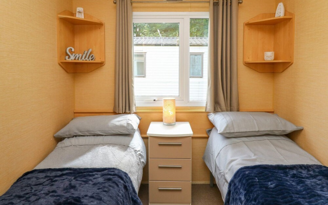 Caravan 2 at Blackmoor Farm Near Tenby