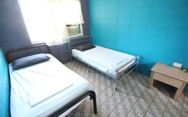 Asylum Cairns Hostel
