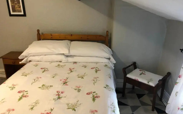 Black Bull Hotel